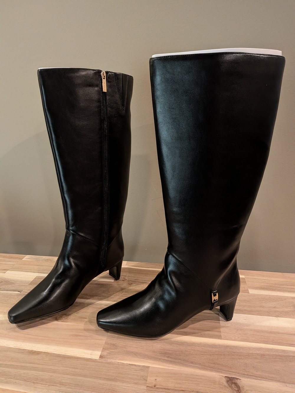 Anne Klein Iverson Wide Calf Knee High Boot Black Women's 9 NWOT